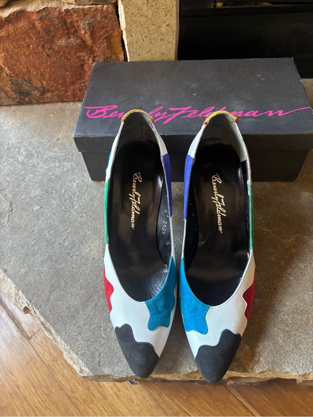 Vintage Beverly Feldman Pumps 9B NOS never worn multicolor Suede/Leather w/box